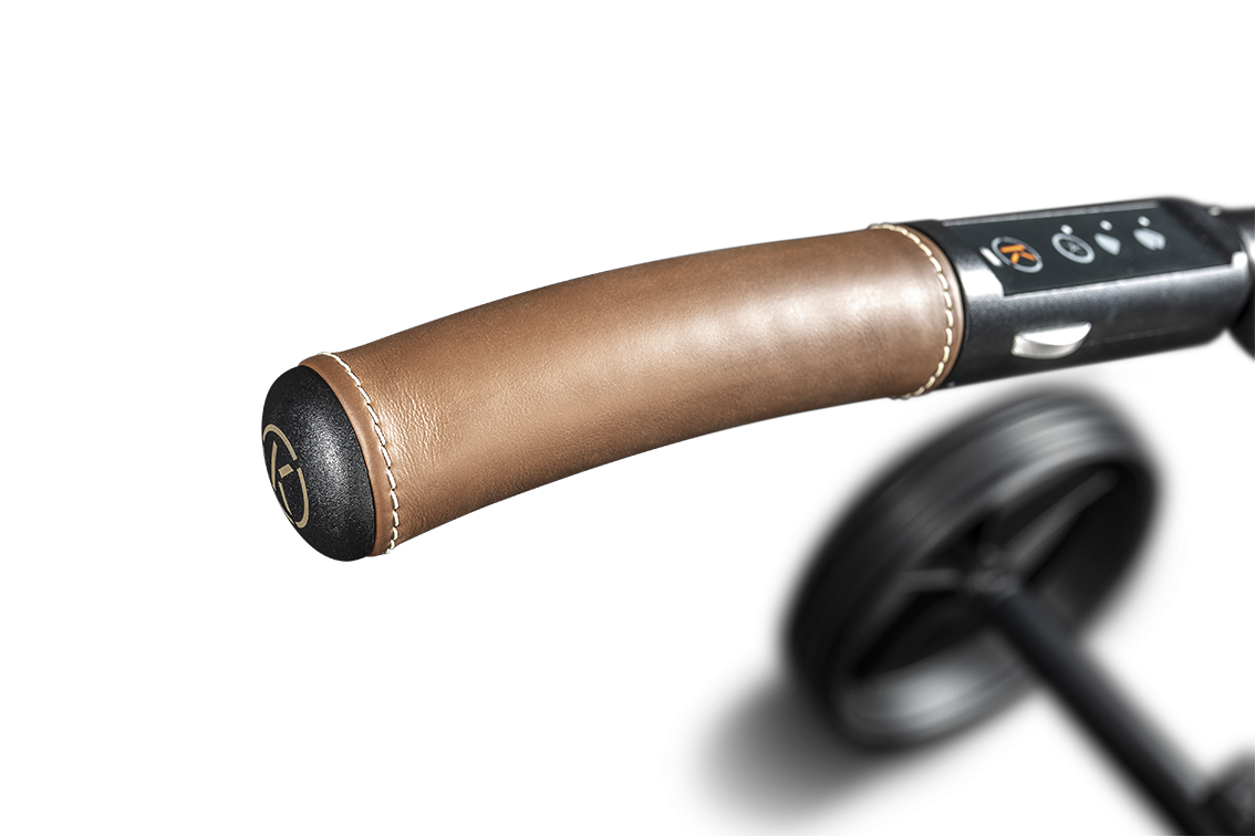 Chariot de golf électrique KIFFE GOLF « K3 » avec porte-parapluie