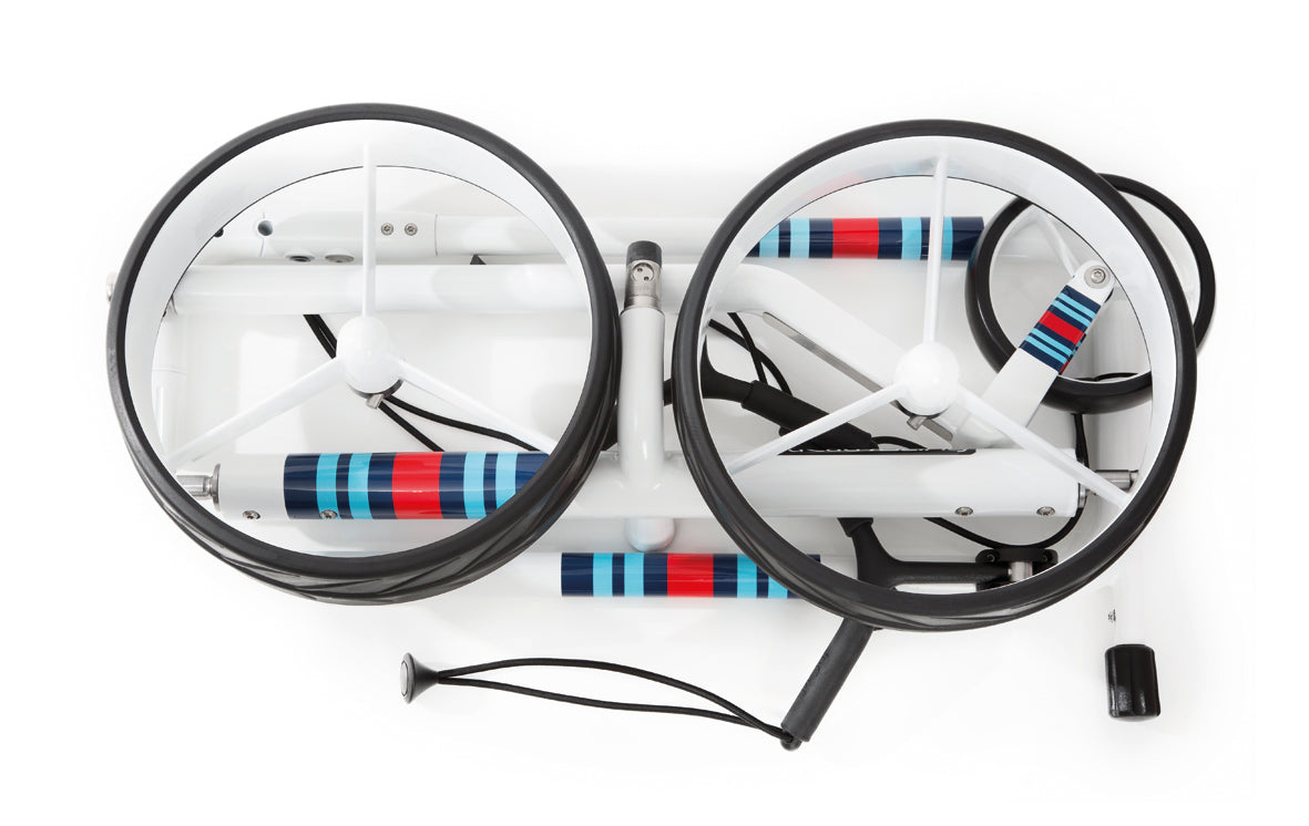 Chariot de golf électrique JuCad Carbon Travel Racing 2.0 - le chariot sportif en carbone en édition limitée