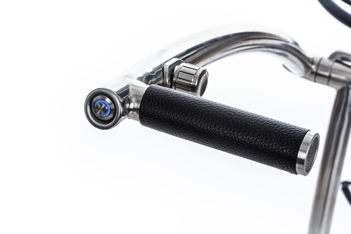 Chariot électrique déambulateur Trendgolf modèle 2025 en acier inoxydable poli