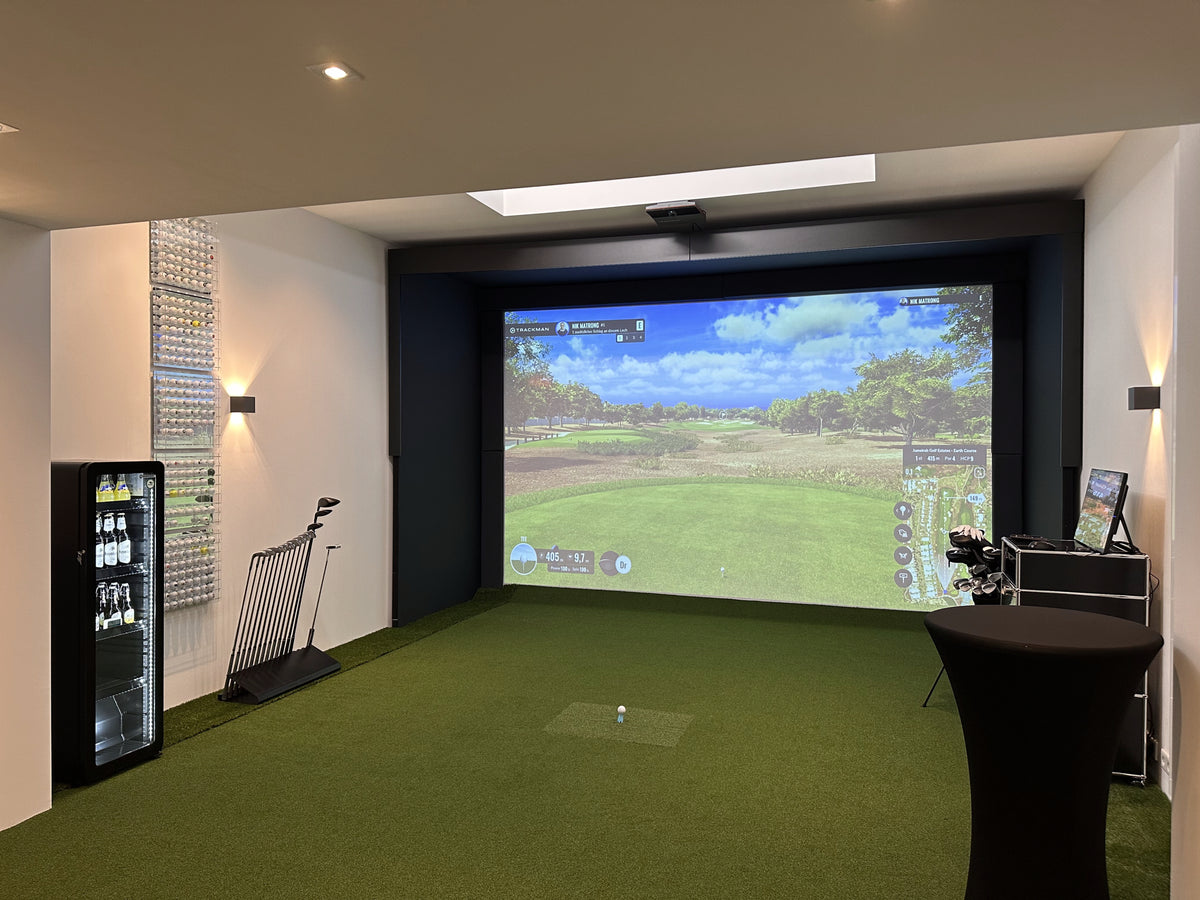 ARCADIA Premium Golfsimulator – Trackman iO Complete Komplettsystem auf Maß