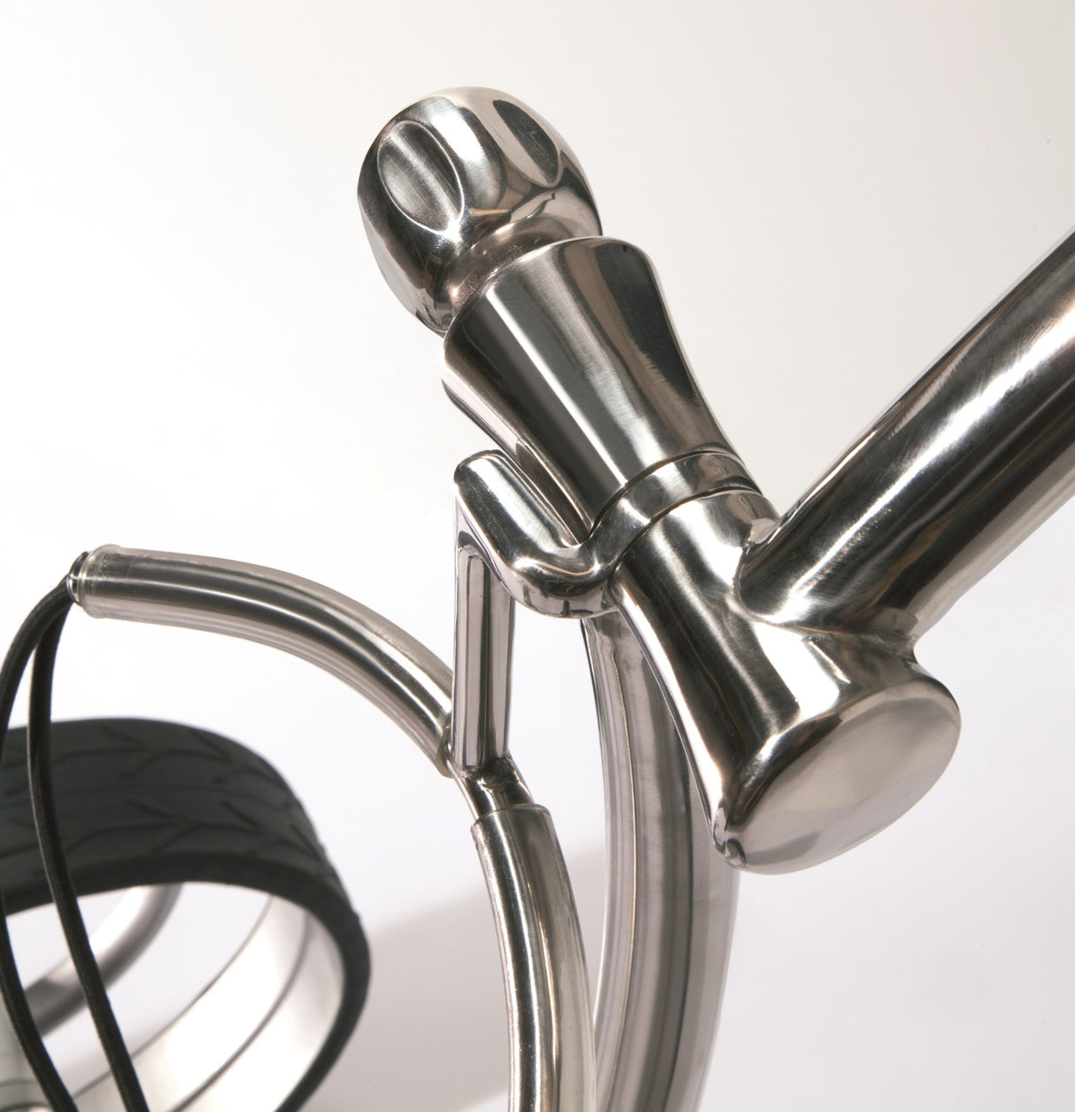Leisure and Sports electric trolley Taurus 2.0 Black Edition