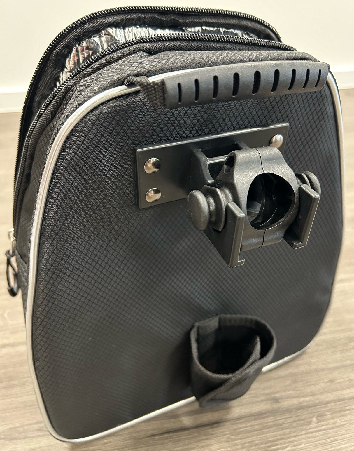 Leisure and Golf cooler bag with holder