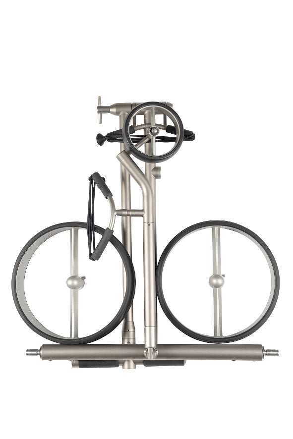 Chariot de golf électrique JuCad Ghost Titan 2.0 - le Titan pliable avec prise en main confortable