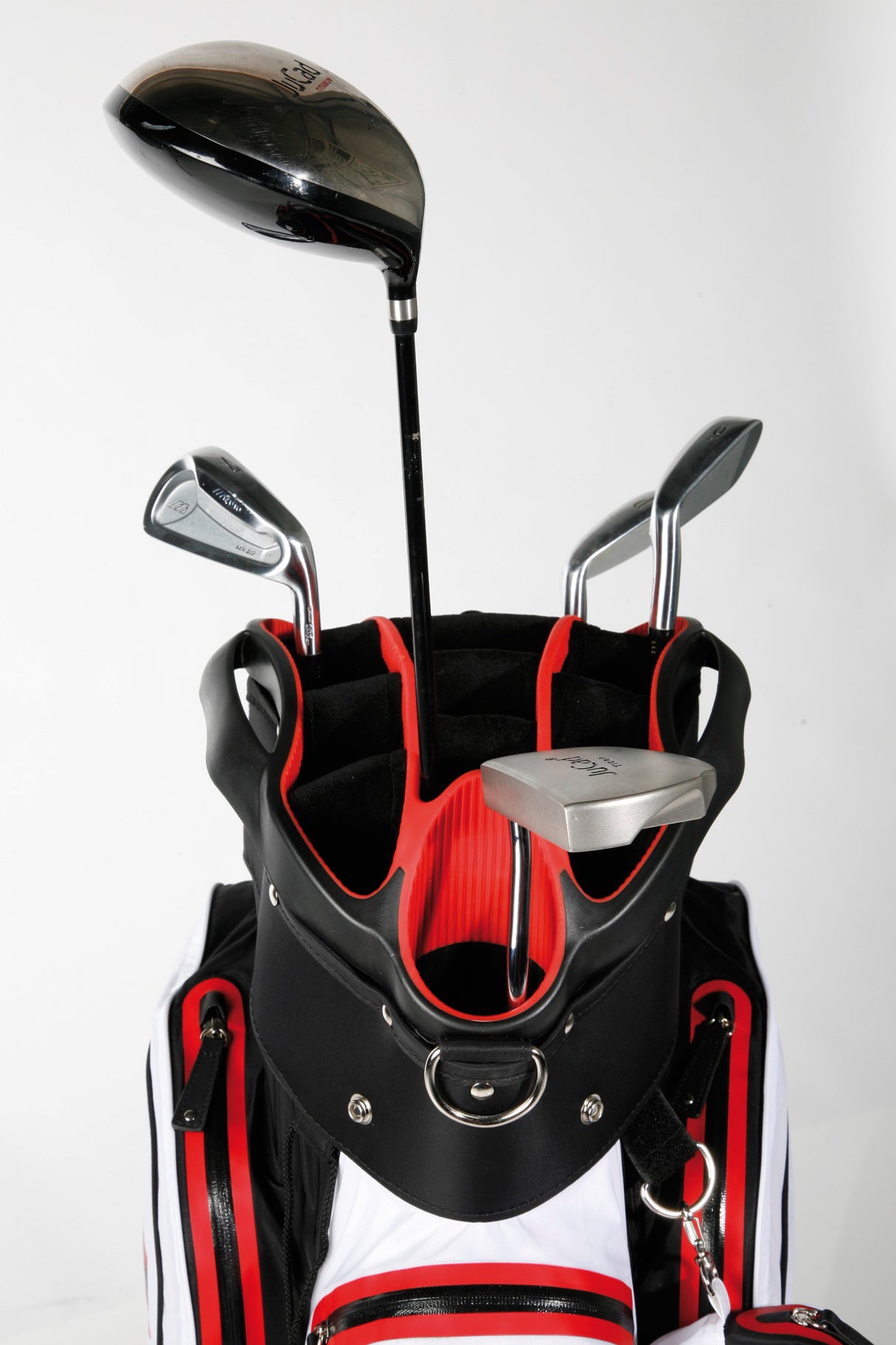 Sac de golf JuCad Aquastop - le léger imperméable